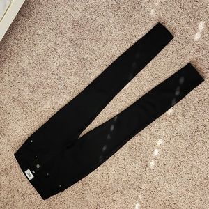 Paige Denim Verdugo Ultra Skinny Black Denim size 24